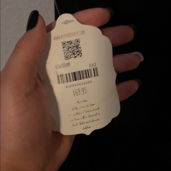 Black dress - Picture 3 of 4